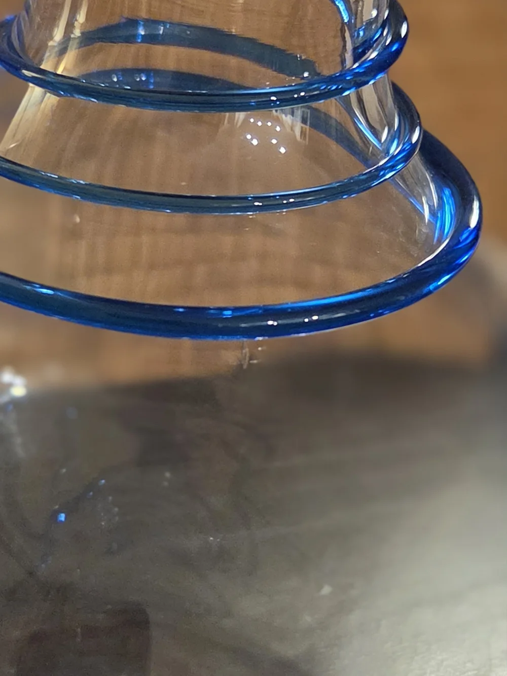 Vintage Handmade Art Glass Clear & Blue Spiral Coil Vase 7